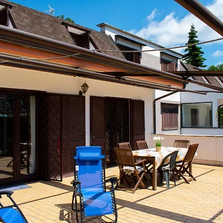 Affittacamere Maison Martina 3*